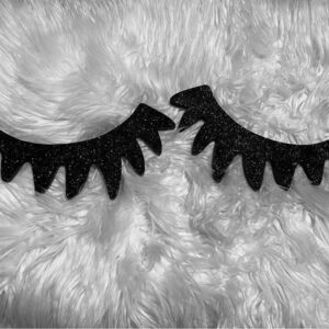 Eyelashes Wall Decor